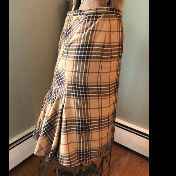 Dolce & Gabanna plaid lined long skirt - Picture 3 of 12
